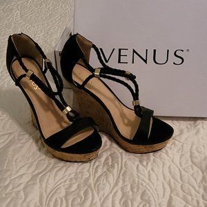 Wedge Heels, Venus